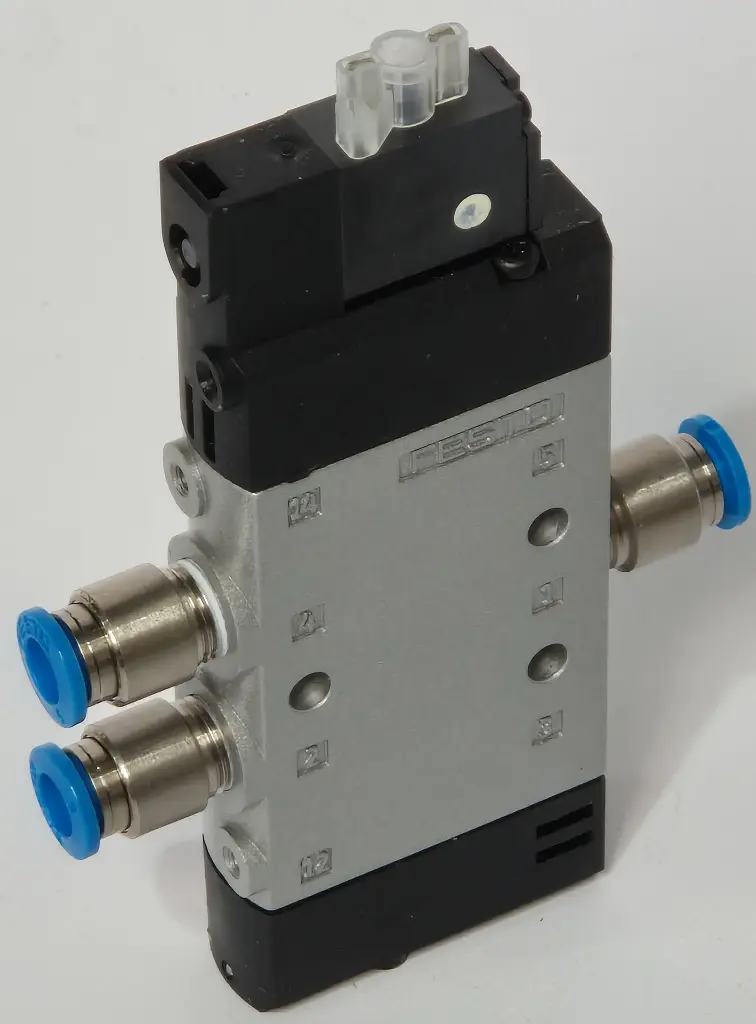 Magnetventil CPE14-M1BH-5L-QS-6(2).webp
