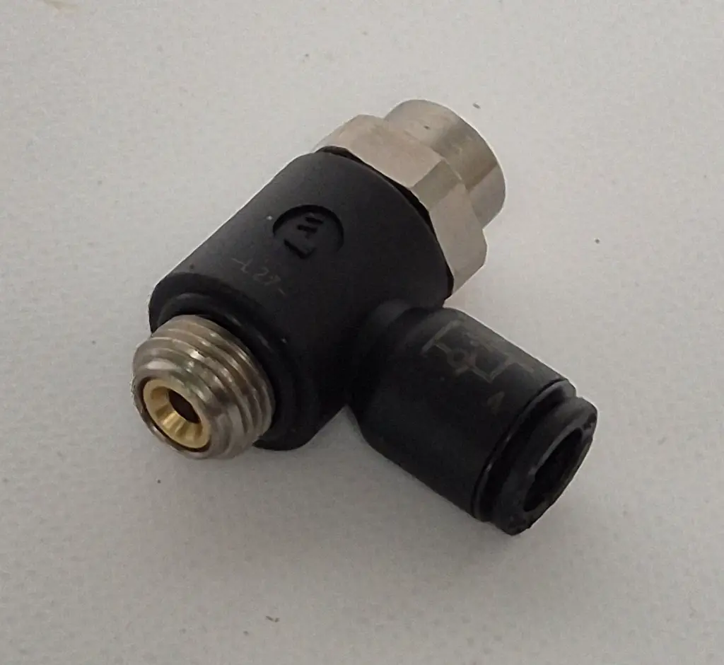 Winkelverschraubung G1-8A-61x25.5 1v2.webp