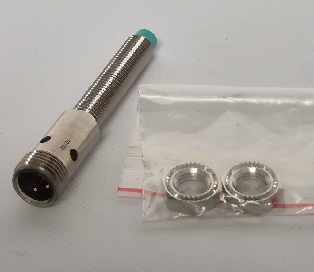 Induktiver sensor 2v2.webp