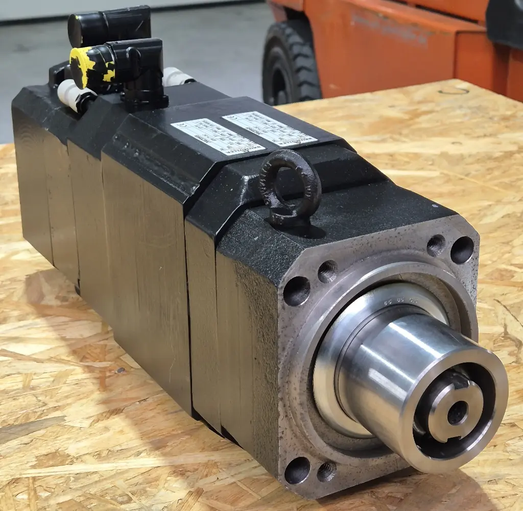 Baumüller Servomotor fDS 71-SC 